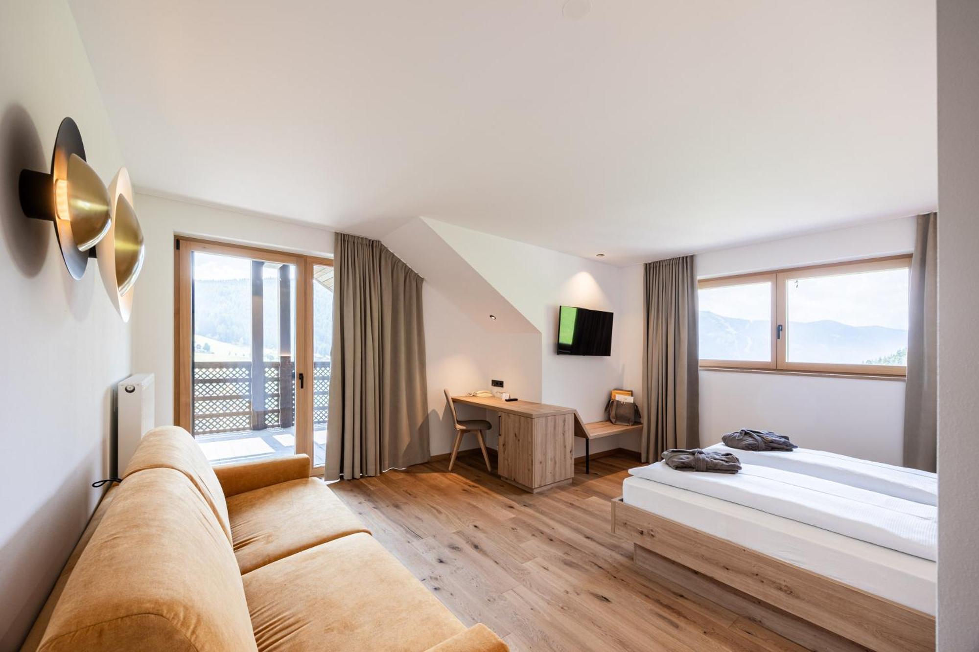 פרצ'ה Hotel Rommisa מראה חיצוני תמונה
