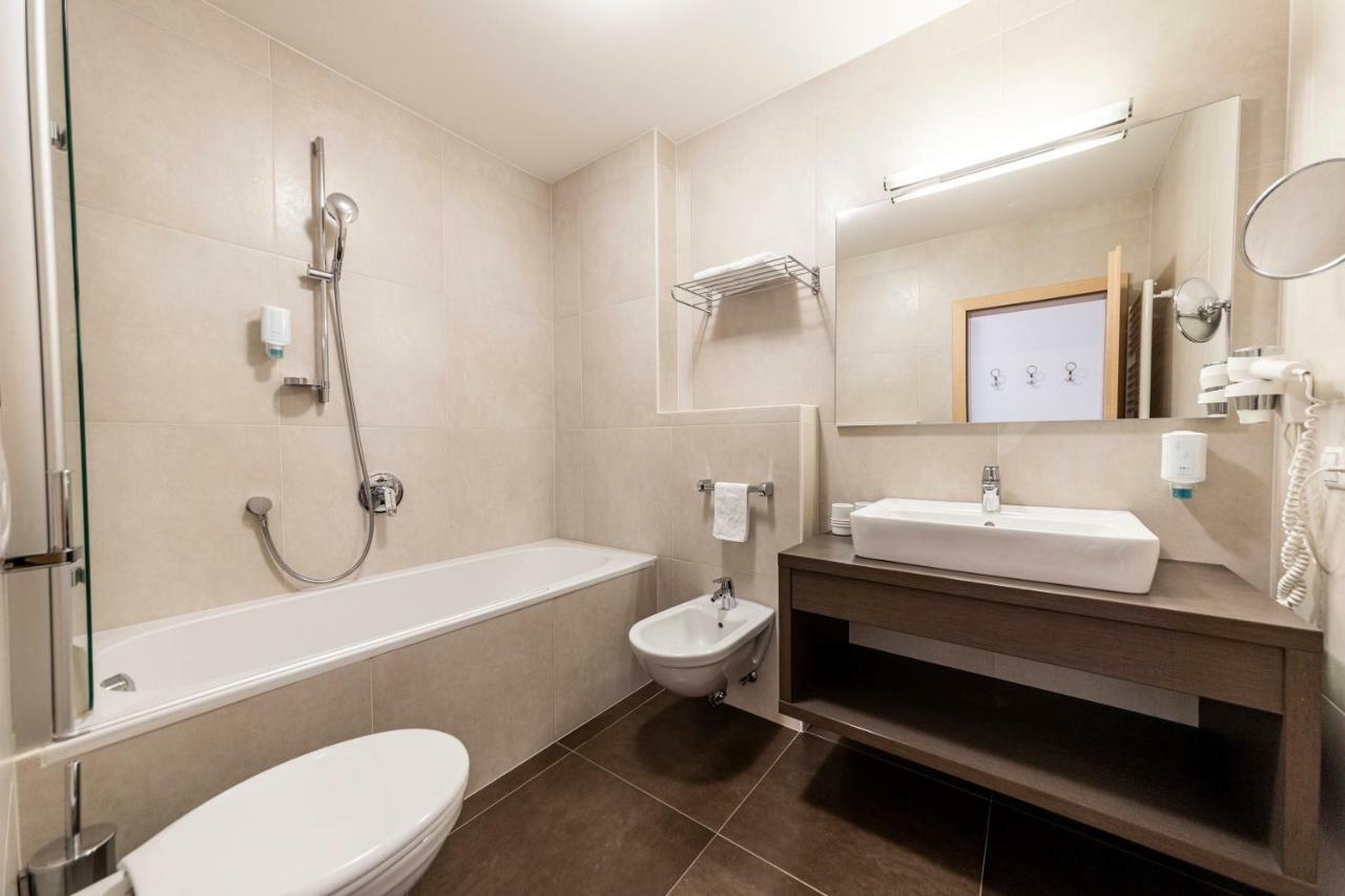 פרצ'ה Hotel Rommisa מראה חיצוני תמונה